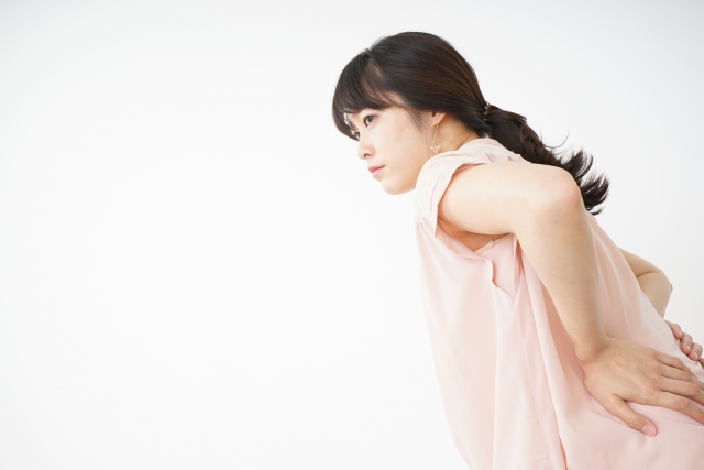 ソファーで寝ると体に悪いって本当?どんな影響があるの?